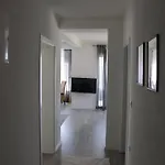 Merry Harmony Heights - Balcony & Free Garage & Parking Apartment *
