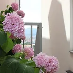 Merry Harmony Heights - Balcony & Free Garage & Parking Apartment *