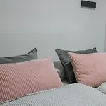 Merry Harmony Heights - Balcony & Free Garage & Parking Apartament Mostar