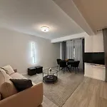 Merry Harmony Heights - Balcony & Free Garage & Parking *
