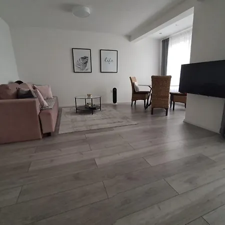 Merry - Free Garage & Parking Apartment Mostar