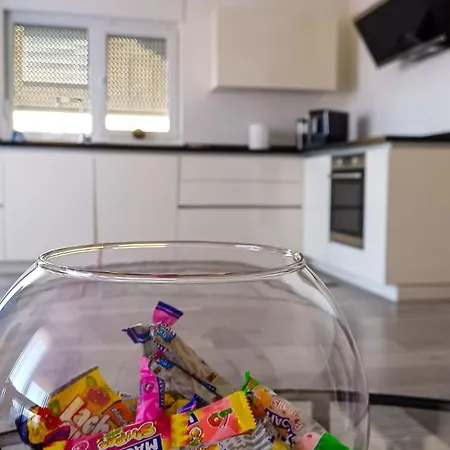 Apartamento Merry - Free Garage & Parking Mostar