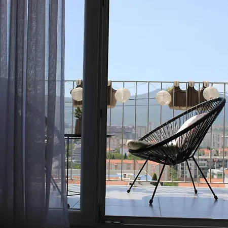 Merry Harmony Heights - Balcony & Free Garage & Parking شقة *