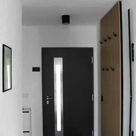 Apartment Merry - Free Garage & Parking *