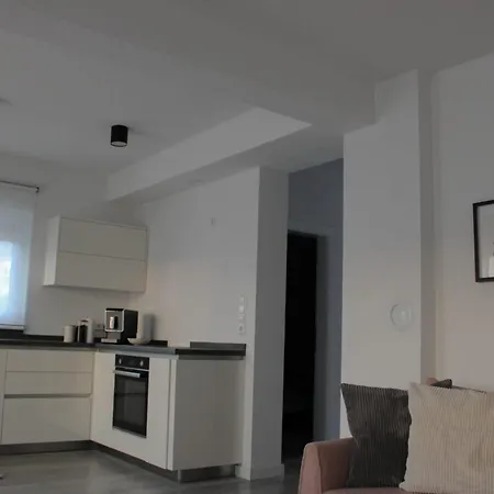 Apartment Merry - Free Garage & Parking