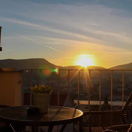Merry - Free Garage & Parking Apartment Mostar