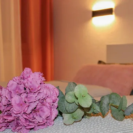 Appartamento Merry Harmony Heights - Balcony & Free Garage & Parking