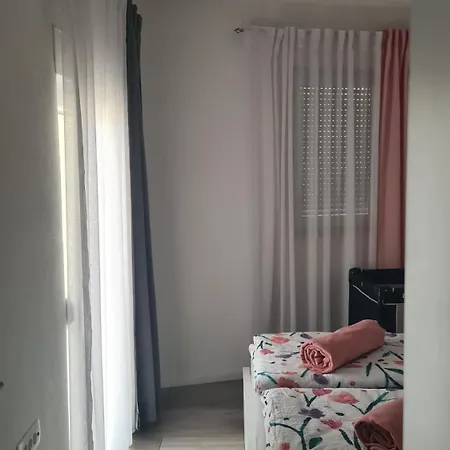 Apartmán Merry Harmony Heights - Balcony & Free Garage & Parking *