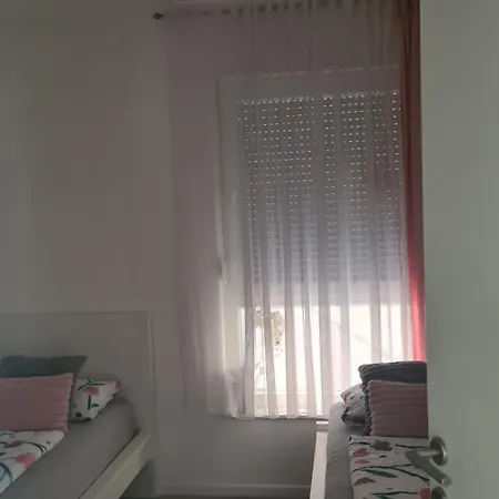 Merry Harmony Heights - Balcony & Free Garage & Parking Mostar