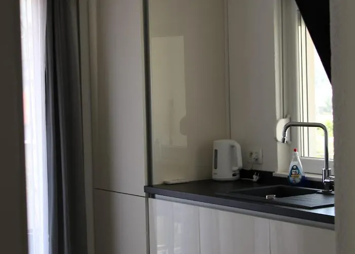 Merry Harmony Heights - Balcony & Free Garage & Parking Apartman