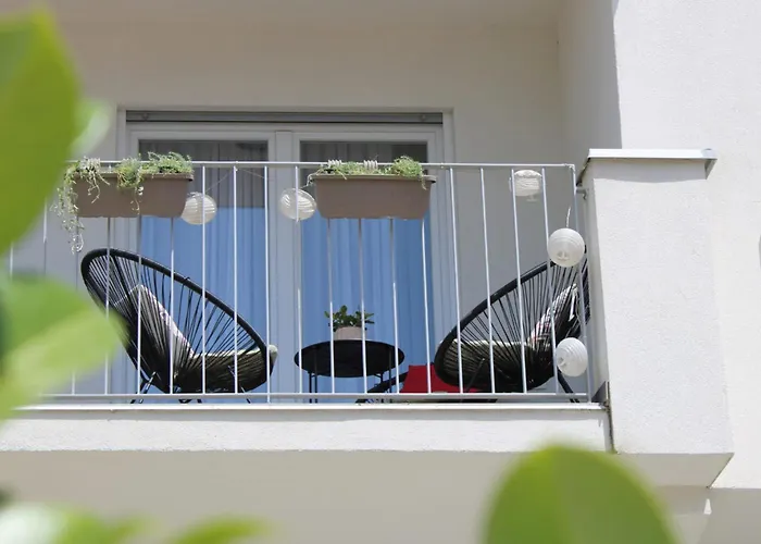 Apartman Merry Harmony Heights - Balcony & Free Garage & Parking *