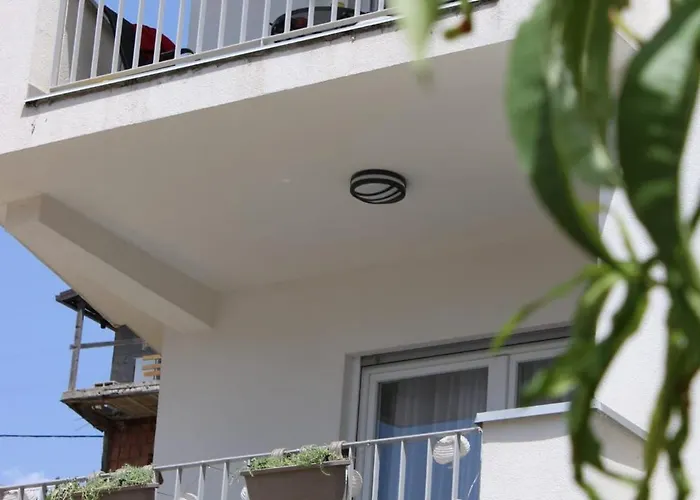 Merry Harmony Heights - Balcony & Free Garage & Parking * Mostar