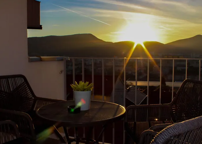 Merry Harmony Heights - Balcony & Free Garage & Parking Apartman