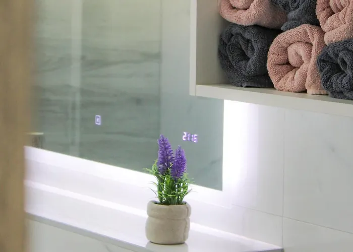 Apartman Merry Harmony Heights - Balcony & Free Garage & Parking