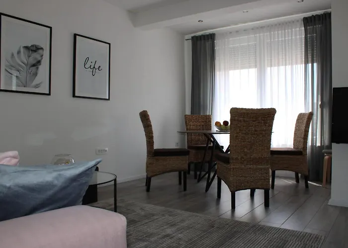 Apartman Merry Harmony Heights - Balcony & Free Garage & Parking *