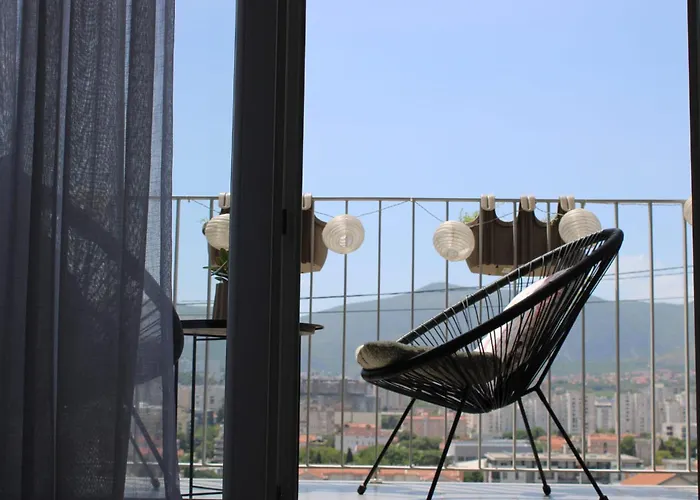 Apartman Merry Harmony Heights - Balcony & Free Garage & Parking Mostar