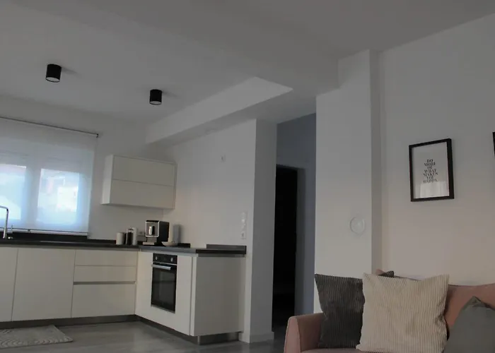 Merry Harmony Heights - Balcony & Free Garage & Parking Apartman Mostar